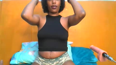 curvylyin online show from 02.25.26