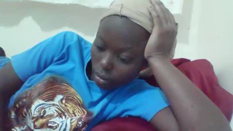 curvynubian online show from 01.11.26