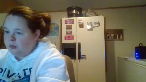 Snapshot of curvyplayday chatting on 12.16.24 dahlia -kim online show from 12.16.24