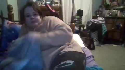 Snapshot of curvyplayday chatting on 12.25.24 dahlia -kim online show from 12.25.24