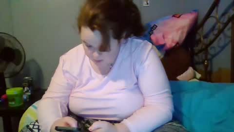 Snapshot of curvyplayday chatting on 02.25.25 dahlia -kim online show from 02.25.25