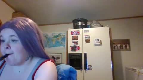 Snapshot of curvyplayday chatting on 03.10.25 dahlia -kim online show from 03.10.25