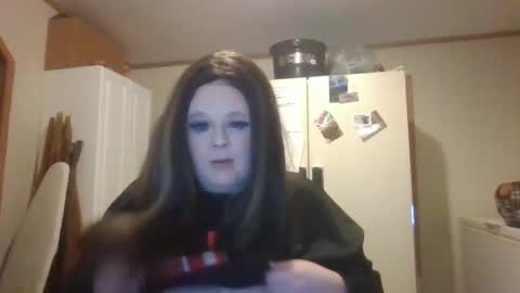 Snapshot of curvyplayday chatting on 11.08.25 dahlia -kim online show from 11.08.25