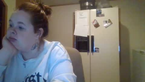 Snapshot of curvyplayday chatting on 11.10.25 dahlia -kim online show from 11.10.25