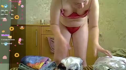Snapshot of curvywild_lady30 chatting on 06.21.26 Curvy online show from 06.21.26