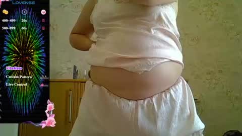 Snapshot of curvywild_lady30 chatting on 07.03.26 Curvy online show from 07.03.26