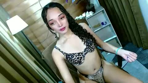 BBY CURLYHANNA online show from 04.29.26