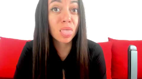 cute_angel95 online show from 06.14.26