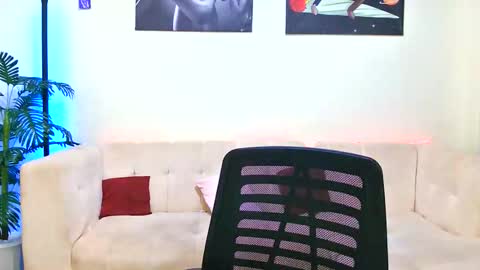 cute annah online show from 10.26.25