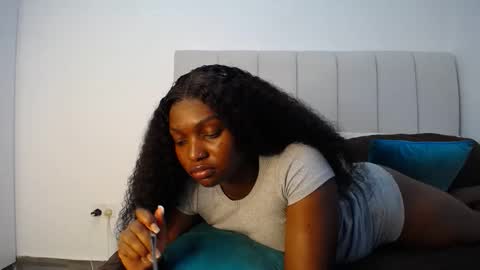 Liya online show from 11.04.25