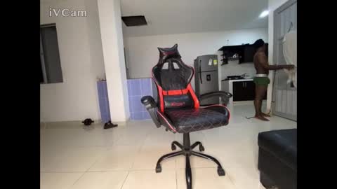 Snapshot of cute_boy_24cm chatting on 01.24.25 cute_boy_24cm online show from 01.24.25