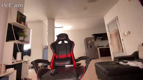 Snapshot of cute_boy_24cm chatting on 09.19.25 cute_boy_24cm online show from 09.19.25