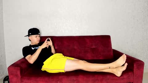 ARTURO-18  MATIAS-18  NIKOLAY-19  HADES-18  GABO-19 online show from 02.25.25