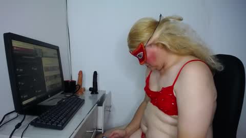 cute_boys_19 online show from 04.16.26