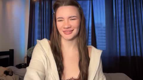 Snapshot of cute_bubbles chatting on 09.28.25 cute_bubbles online show from 09.28.25