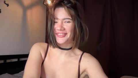 Snapshot of cute_bubbles chatting on 10.09.25 cute_bubbles online show from 10.09.25