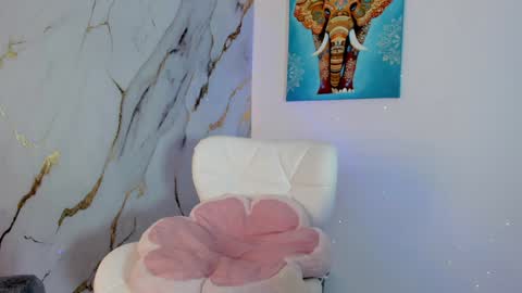 Snapshot of cute_dani1 chatting on 01.13.25 online show from 01.13.25