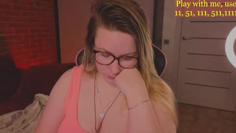 Everyday stream in the same time online show from 02.19.25