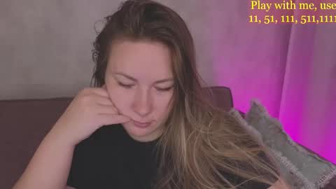 Everyday stream in the same time online show from 09.26.25