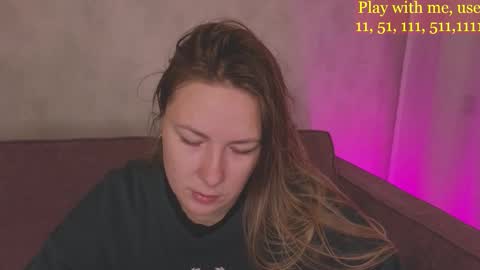 Everyday stream in the same time online show from 10.05.25