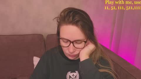 Everyday stream in the same time online show from 11.26.25