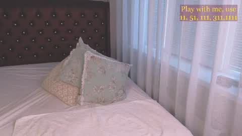 Everyday stream in the same time online show from 07.01.26