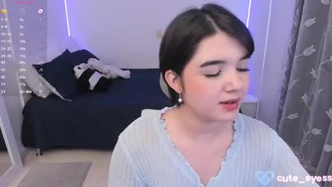 Cute online show from 09.22.25