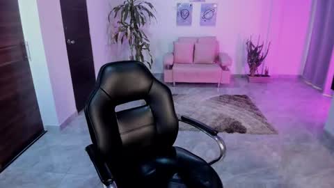 Snapshot of cute_fox_1 chatting on 02.25.26 Bella Fox online show from 02.25.26