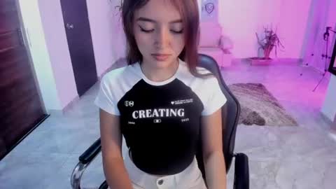 Bella Fox online show from 08.06.26