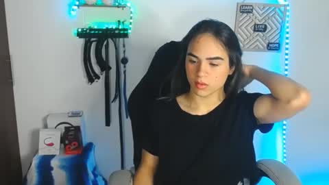 Cute horny1 online show from 02.02.25