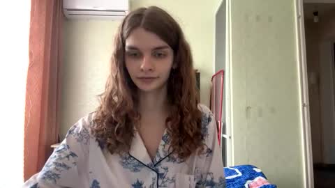 cute_kitte online show from 11.17.25