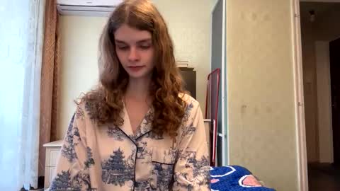 cute_kitte online show from 11.21.25