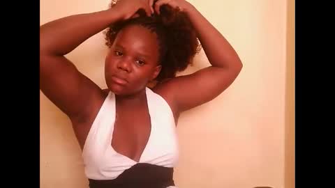 cute_latifah online show from 02.10.26