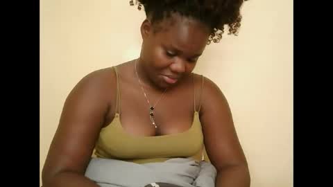 cute_latifah online show from 03.06.26