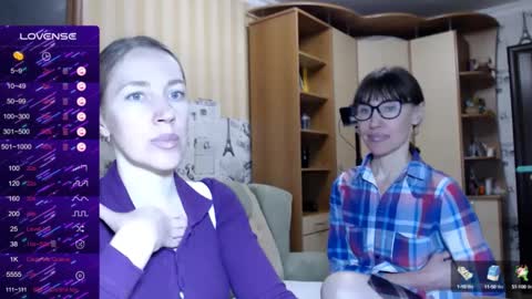 cute_lion_ online show from 02.10.25