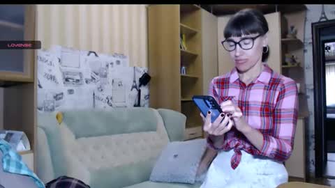 cute_lion_ online show from 10.30.25