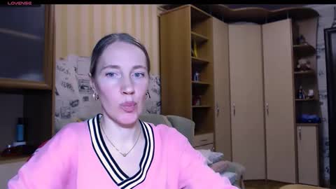 cute_lion_ online show from 02.27.26