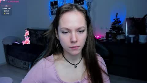 Snapshot of cute_little_ass chatting on 12.21.25 Emily online show from 12.21.25