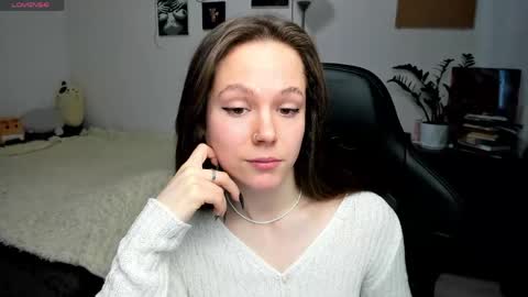 Snapshot of cute_little_ass chatting on 05.01.26 Emily online show from 05.01.26