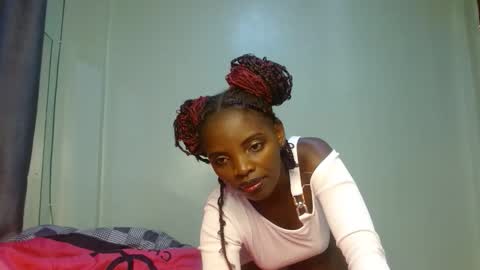 cute_lorna online show from 04.19.26