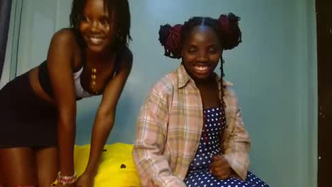 cute_lorna online show from 04.21.26