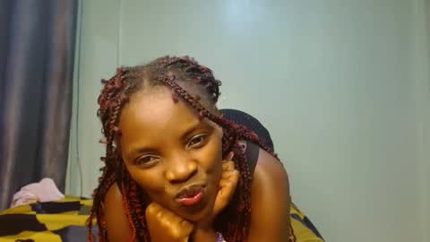 cute_lorna online show from 04.22.26