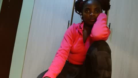 cute_lorna online show from 04.29.26
