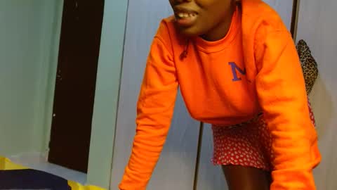 cute_lorna online show from 04.29.26