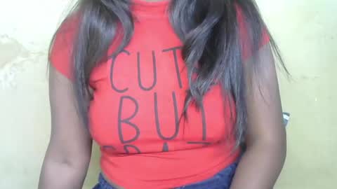 Snapshot of cute_payalji chatting on 11.18.25 alia online show from 11.18.25