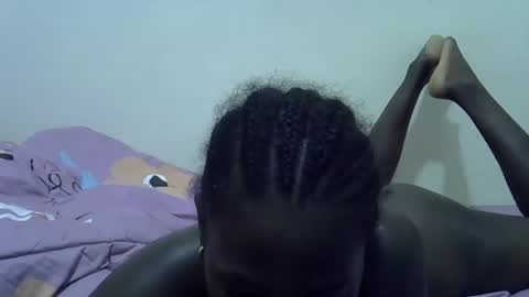 Snapshot of cute_saay chatting on 09.30.25 cute_saay online show from 09.30.25