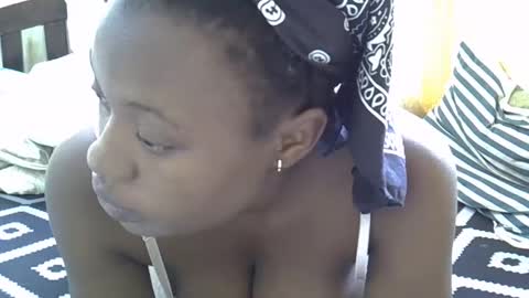 cute_savanna online show from 12.21.24