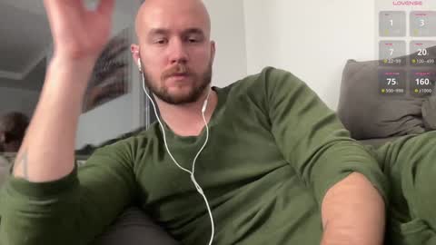 cute_skywalker online show from 12.12.24