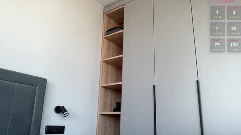 cute_skywalker online show from 09.30.25