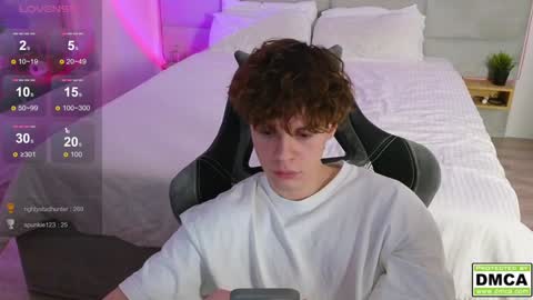 Snapshot of cute_thomas chatting on 12.02.24 Thomas - online show from 12.02.24